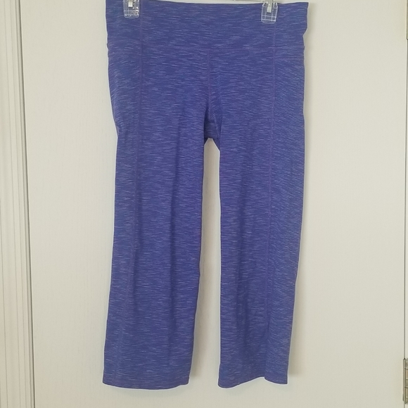 Athleta Energy Power Up Capri Legging - Picture 1 of 8
